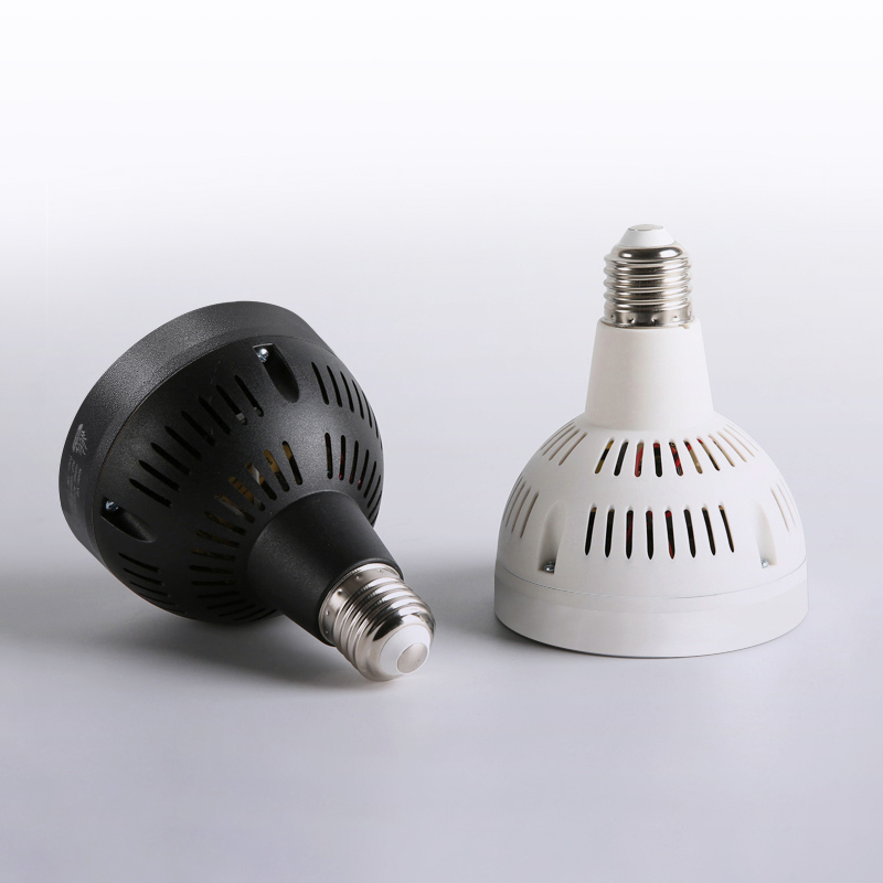 Y30SE Full Spectrum Aluminum L - Led Grow Light recensione e prezzo